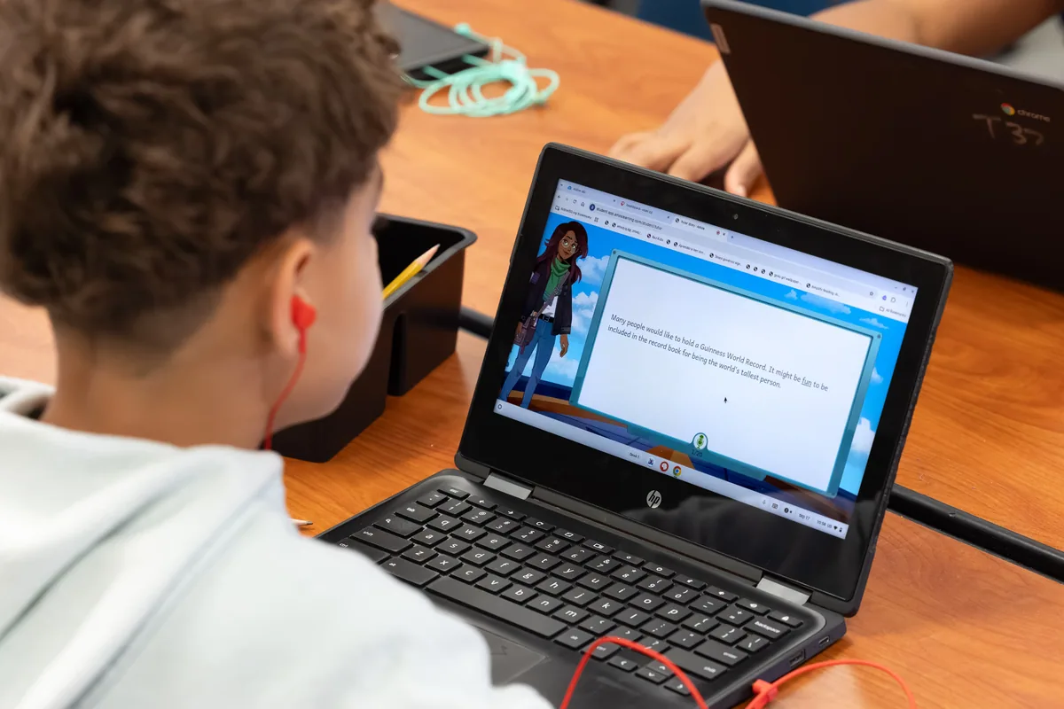 Aldine students using Amira in the classroom